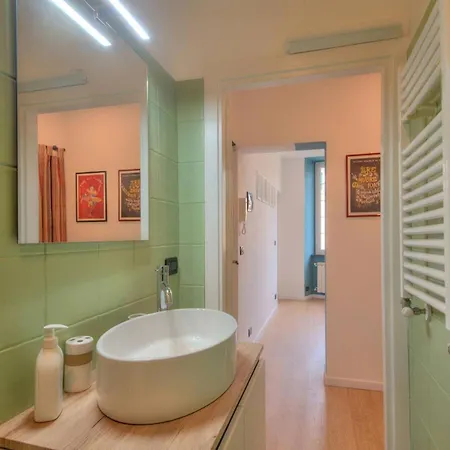 Luce - Elevator, Design And Aquarium * Генуя