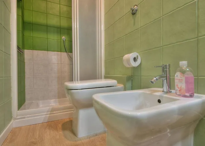 Luce - Elevator, Design And Aquarium Апартаменты *