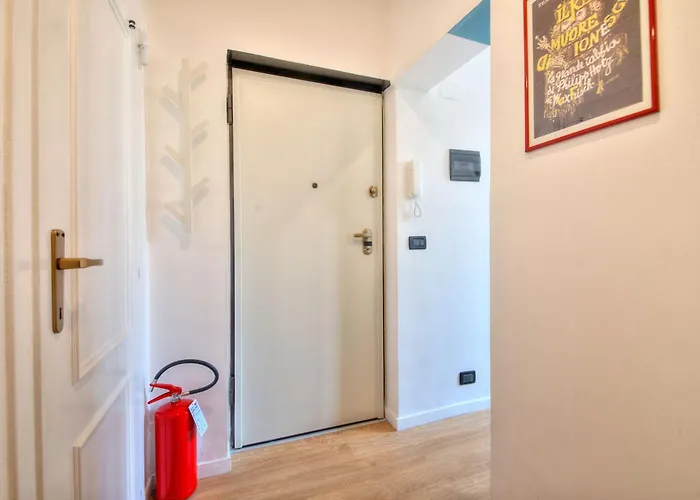 Luce - Elevator, Design And Aquarium Апартаменты