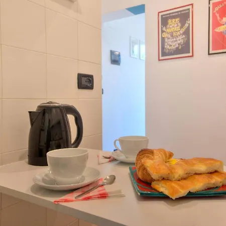 Luce - Elevator, Design And Aquarium Apartman Genova