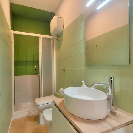 Appartamento Luce - Elevator, Design And Aquarium