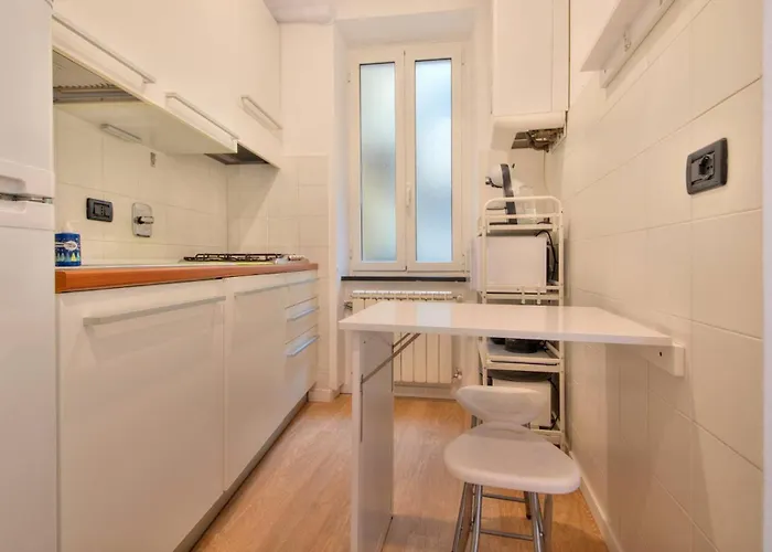 Apartman Luce - Elevator, Design And Aquarium Genova