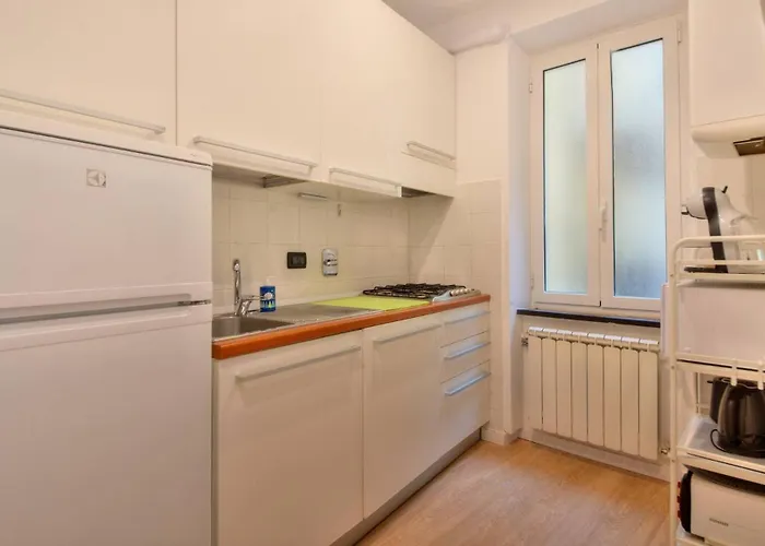 Luce - Elevator, Design And Aquarium Apartman Genova