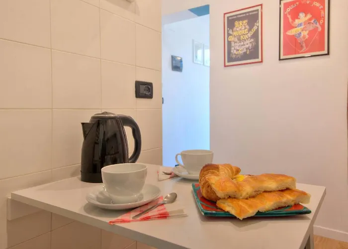 Luce - Elevator, Design And Aquarium Daire Cenova